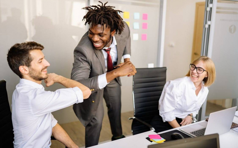 职场最强「定心丸」！这3星座天生自带担当　活成同事的避风港