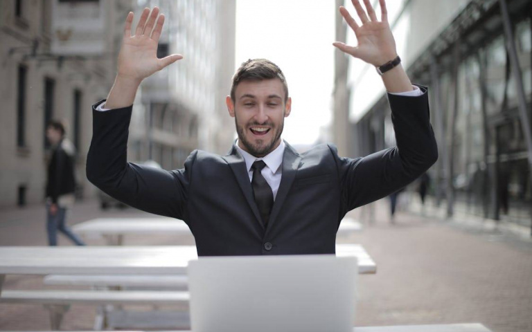 40岁翻身指南！5星座越老越值钱　靠智慧和人脉翻身价大暴涨