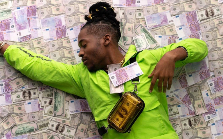 金牛遇强大贵人、水瓶靠才华致富　「4星座」未来三个月握致富密码