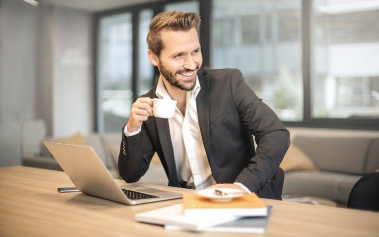 越晚越甜！3星座人生如「倒吃甘蔗」　中年逆袭事业财富与感情全面升级